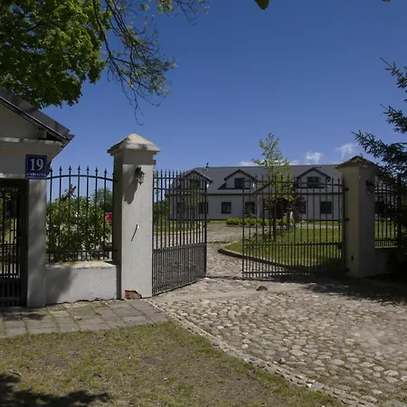 Farm stay Kantonia