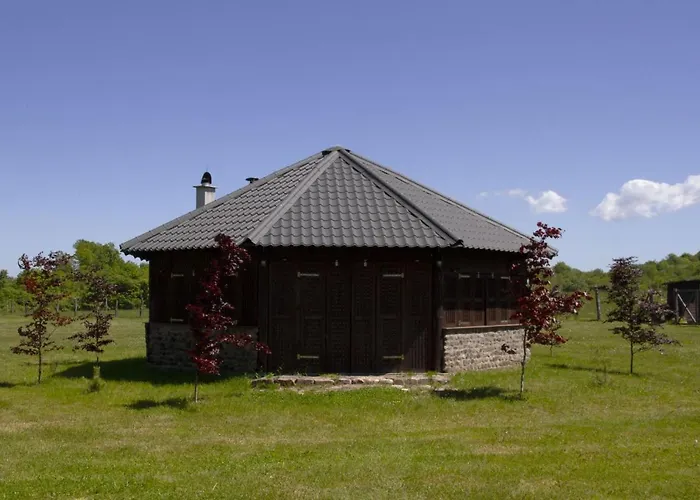 Kantonia Çiftlik konaklama